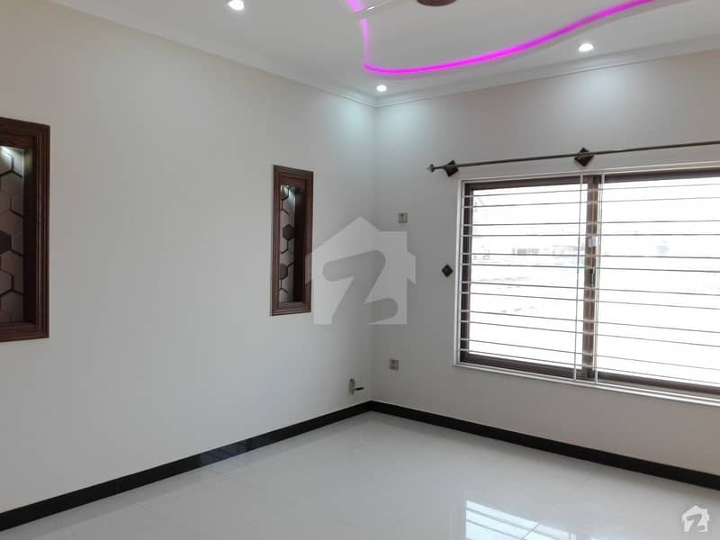 4500 Square Feet House For Rent In G-11