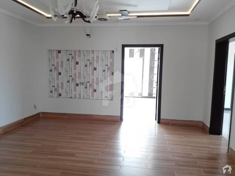 G-11 House Sized 3200 Square Feet For Rent