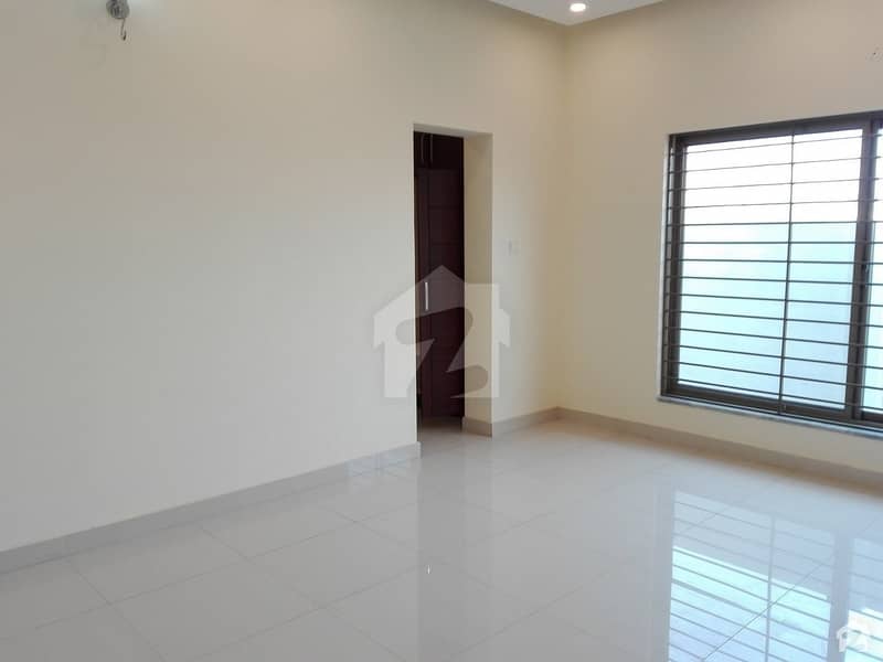 4500 Square Feet House Situated In G-11 For Rent