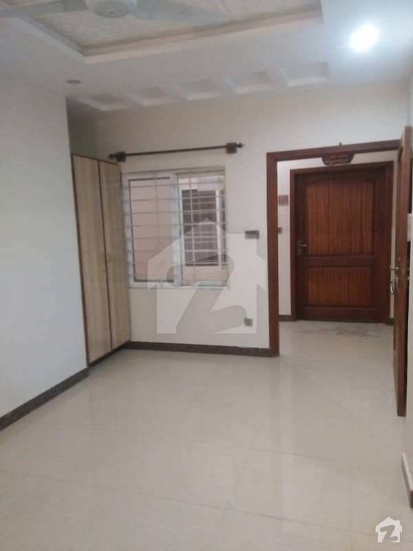 800  Square Feet Flat For Sale In National Police Foundation O-9