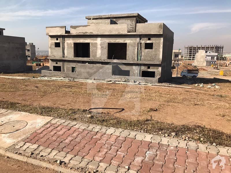 8 Marla Plot For Sale In Bahria Town Phase 8 L Block