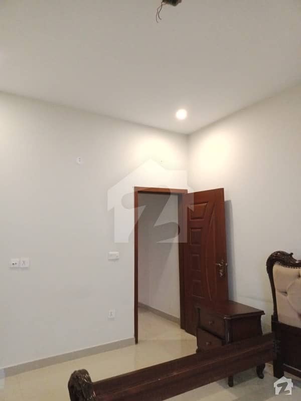 2700 Square Feet Lower Portion Is Available For Sale 2700 Square Feet Lower Portion Is Available For Sale