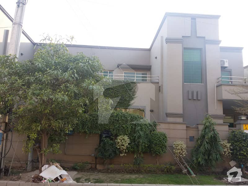 Askari 11 Sector A 12 Marla 4 Bed Luxury House For Sale