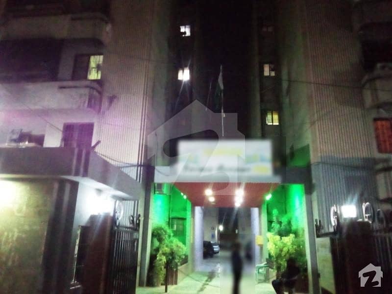 شادمان ٹاؤن - سیکٹر 14 / اے شادمان نارتھ ناظم آباد کراچی میں 4 کمروں کا 4 مرلہ فلیٹ 60 لاکھ میں برائے فروخت۔