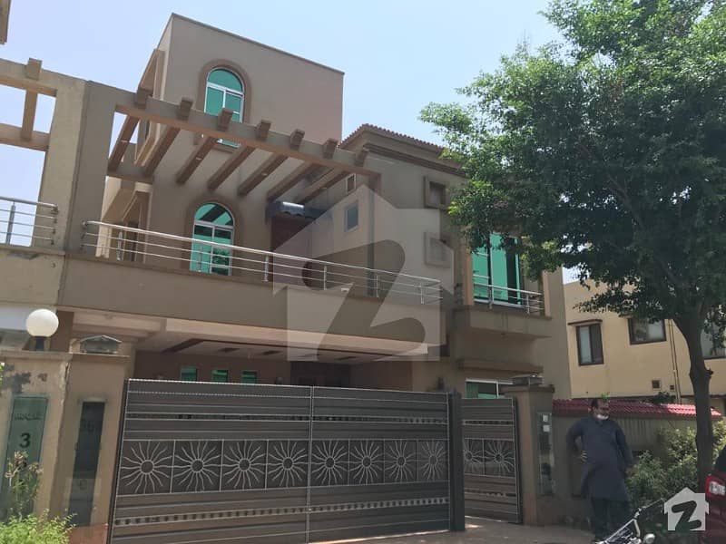 11Marla Bahria Town Sector C Beautiful House For Sale A Construction