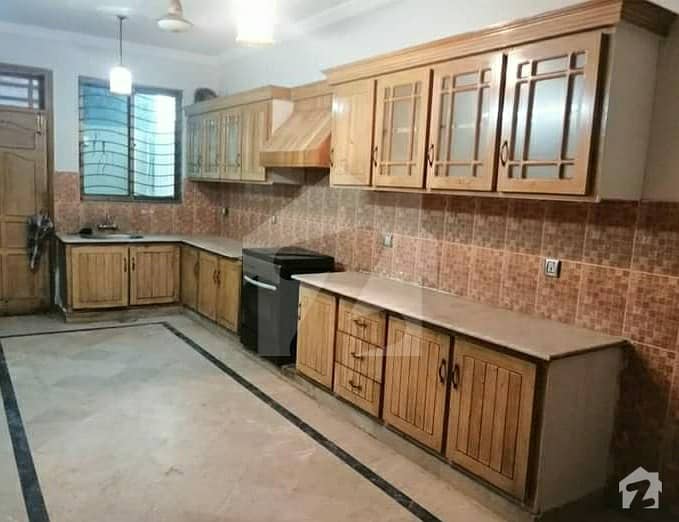 10 Marla  Corner House Near To Market Available For Sale