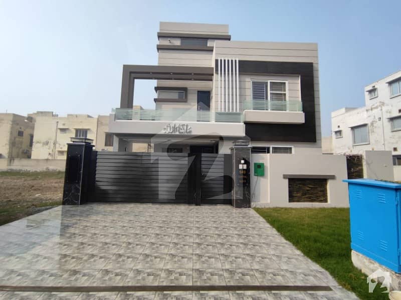 State Of The Art Brand New 10 Marla House For Sale In Central Block Bahria Orchard Phase 1lahore