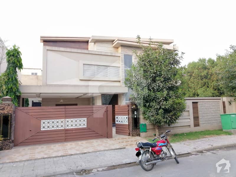 A Beautiful 1 Kanal House F0r Sale In Overseas A Bahriatown Lahore