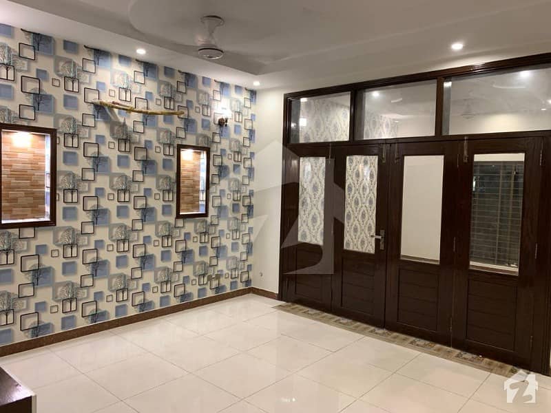 A BEAUTIFUL 10 MARLA HOUSE FOR SALE IN OVERSEAS B BAHRIA TOWN LAHORE