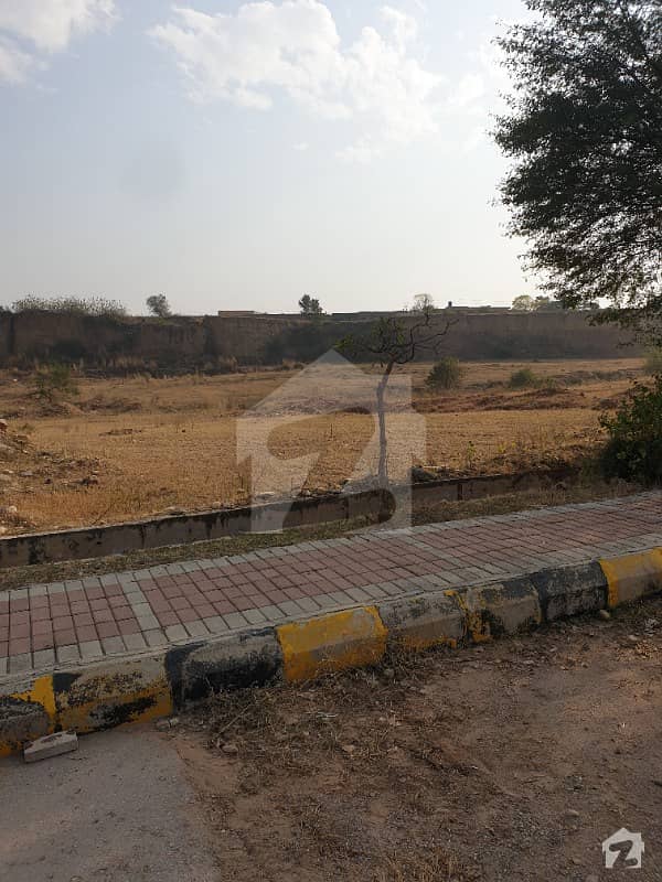 3 Years Installment Plan For Ideally Located Commercial Plot For Sale In Dha Defence Available