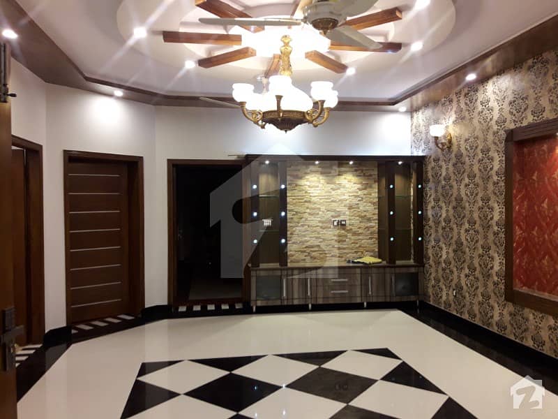 10 Marla Well Constructed And Well Designed Beautiful House At Ideal Location Is For Rent In Chambelli Block