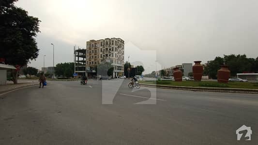 8 Marla Commercial Plot For Sale In Bahria Town Lahore 8 Marla Commercial Plot For Sale In Bahria Town Lahore