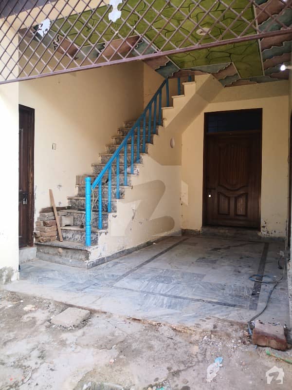 Ideally Located House Of 1575  Square Feet Is Available For Sale In Islamabad