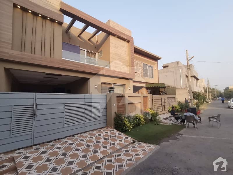 7 Marla Used As Like Brand New Designer House For Sale State Life Phase 1 Hot Location Cheapest Offer Ideal Location