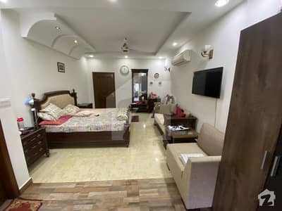 ایف ۔ 10 اسلام آباد میں 7 کمروں کا 1.11 کنال مکان 10 کروڑ میں برائے فروخت۔ ایف ۔ 10 اسلام آباد میں 7 کمروں کا 1.11 کنال مکان 10 کروڑ میں برائے فروخت۔