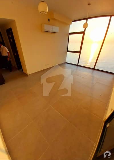 3 Bed Sea Facing Emaar With Maid Room Flat For Sale 3 Bed Sea Facing Emaar With Maid Room Flat For Sale