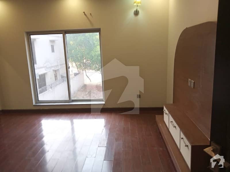 10 Marla House For Sale In Bahria Town Overseas B Block