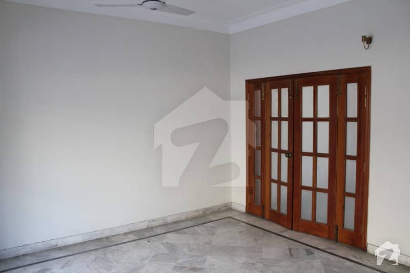 1 Kanal Full Bungalow For Rent In DHA Defence