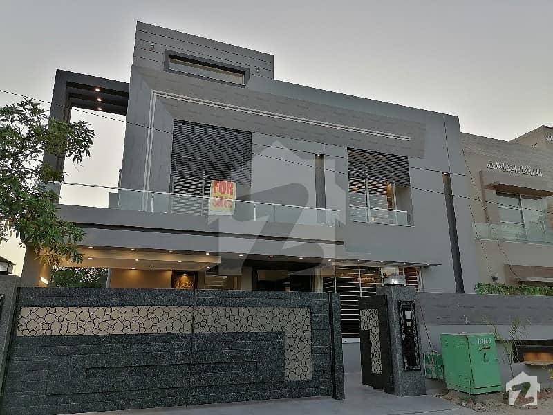 Designer Finished 10 Marla Brand New Luxury House For Sale In Bahria Town Lahore