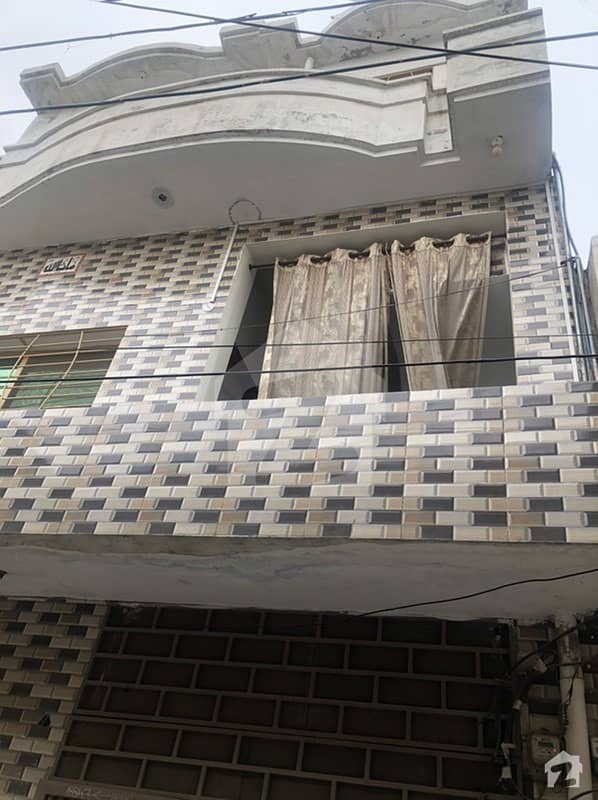 سادات کالونی جی ٹی روڈ واہ میں 8 کمروں کا 5 مرلہ مکان 95 لاکھ میں برائے فروخت۔