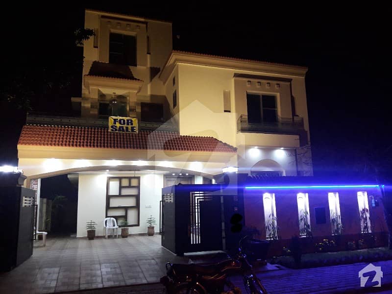 10 Marla House For Rent In Bahria In Bahria Town Lahore