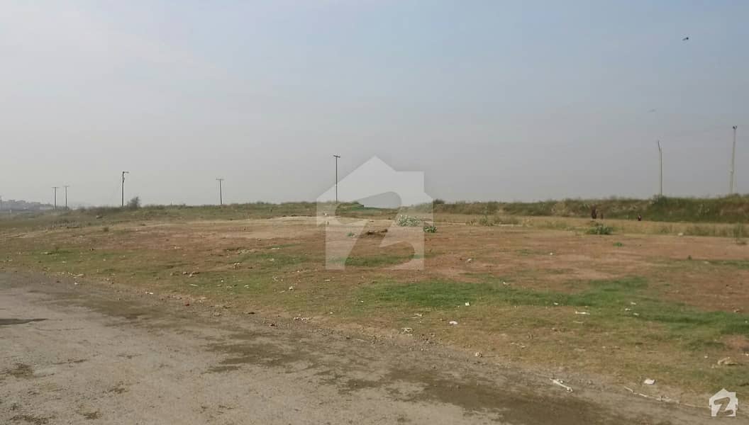 25x50 400 Series Level Residential Plot Is Up For Sale