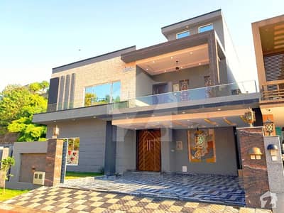 بحریہ ٹاؤن فیز 4 بحریہ ٹاؤن راولپنڈی راولپنڈی میں 5 کمروں کا 1 کنال مکان 5.3 کروڑ میں برائے فروخت۔ بحریہ ٹاؤن فیز 4 بحریہ ٹاؤن راولپنڈی راولپنڈی میں 5 کمروں کا 1 کنال مکان 5.3 کروڑ میں برائے فروخت۔