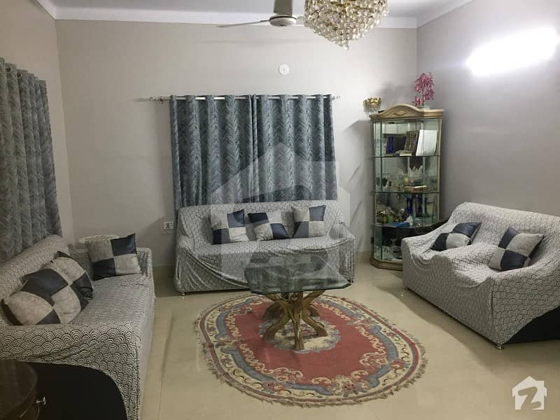 نارتھ ناظم آباد ۔ بلاک ایچ نارتھ ناظم آباد کراچی میں 7 کمروں کا 17 مرلہ مکان 5.6 کروڑ میں برائے فروخت۔