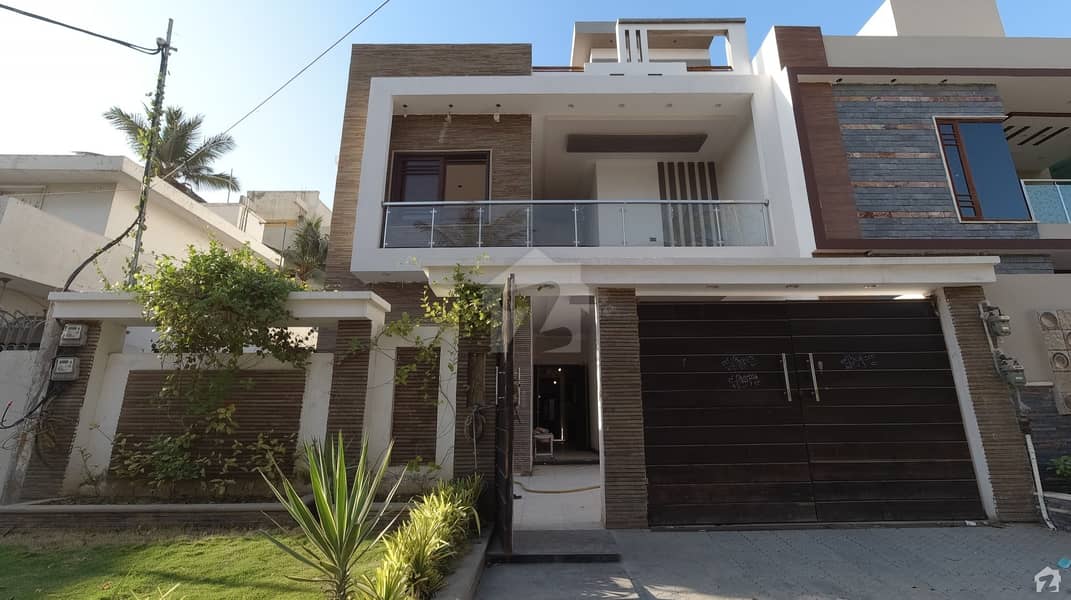 300 Sq Yard Brand New House For Sale
