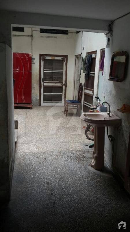 تاریا کالونی قصور میں 8 کمروں کا 6 مرلہ مکان 90 لاکھ میں برائے فروخت۔