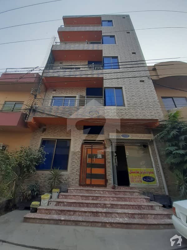 5 Marla Building In Umt Society For Sale