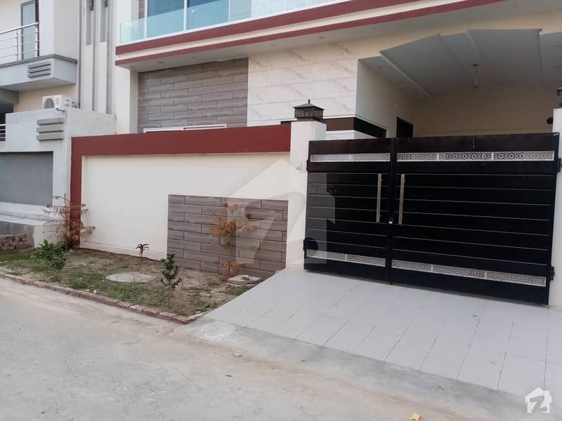 Buy A Centrally Located 5 Marla House In Jeewan City Housing Scheme