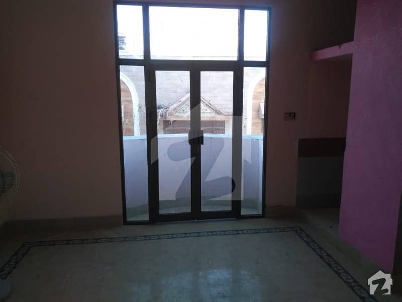 550  Square Feet Spacious Upper Portion Is Available In Mehmoodabad For Rent