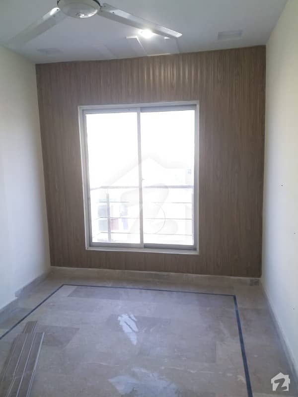 220  Square Feet Flat In Pakistan Town For Sale At Good Location
