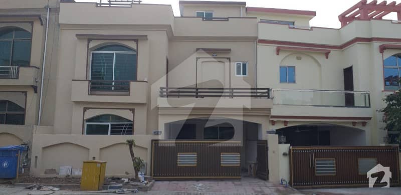 In Bahria Town Rawalpindi 6 Marla House For Sale