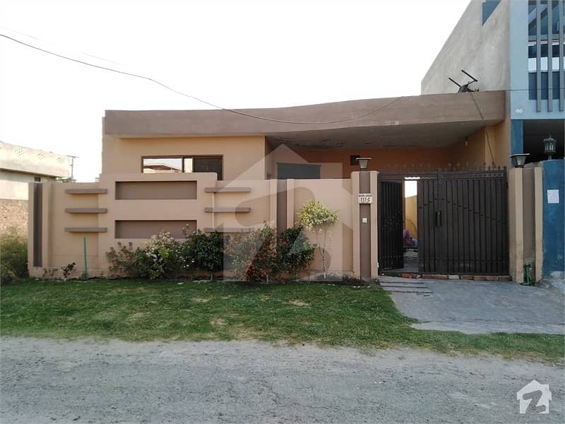 Ideally Located House Of 10 Marla Is Available For Sale In Elite Town - Block C