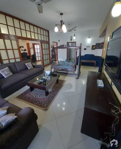 Creek Vista Flat For Rent Creek Vista Flat For Rent