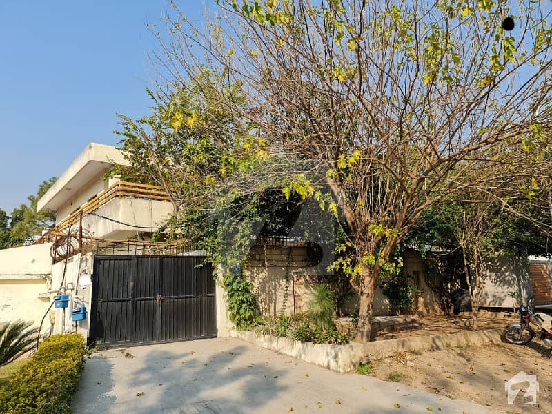 4599 Square Feet House For Sale In Beautiful F-6 4599 Square Feet House For Sale In Beautiful F-6