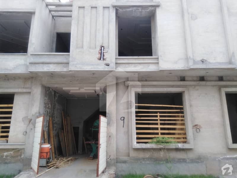In Ghalib City House For Sale Sized 3.5 Marla