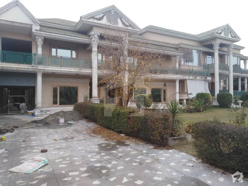 In Hayatabad 4 Kanal House For Sale