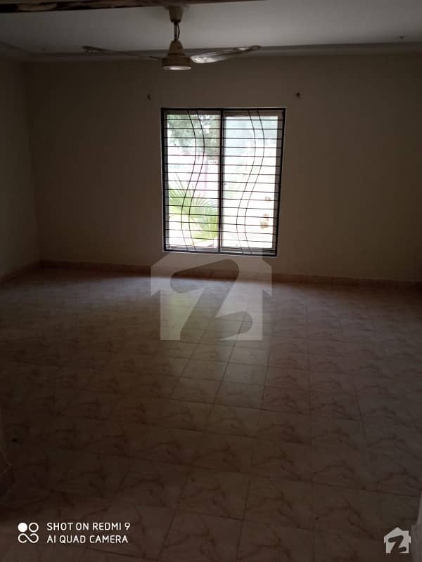 10 Marla Semi Commercial House For Sale