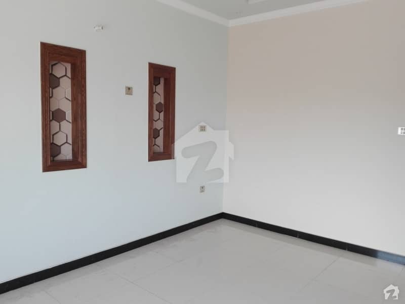 Ideally Located House Of 5 Marla Is Available For Rent In G-11