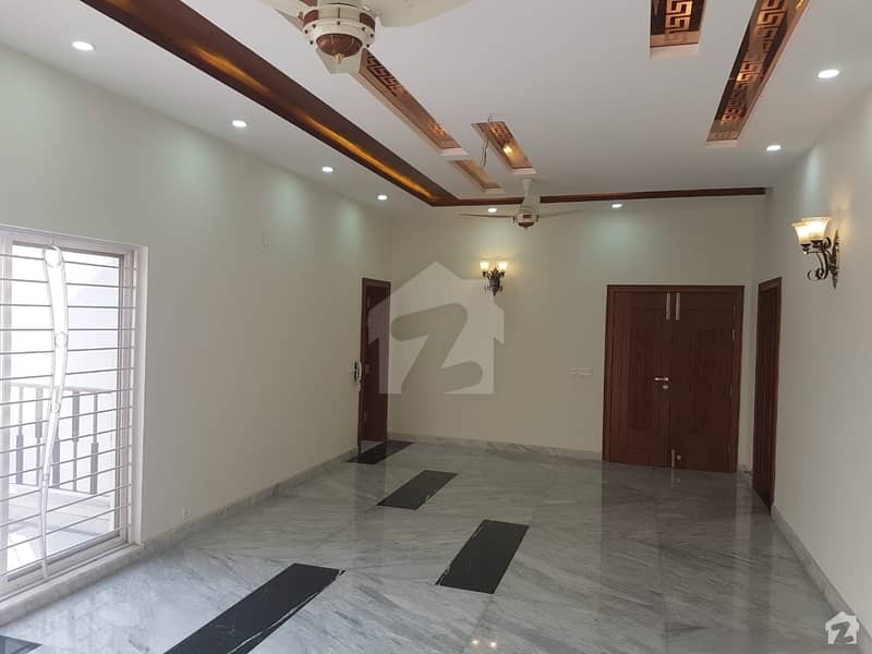 Good 4500  Square Feet Upper Portion For Rent In Dha Defence