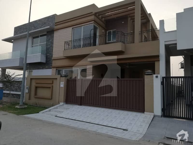 Leads Offers 7 Marla House For Sale On Prime Location With All Facilities In Reasonable Price