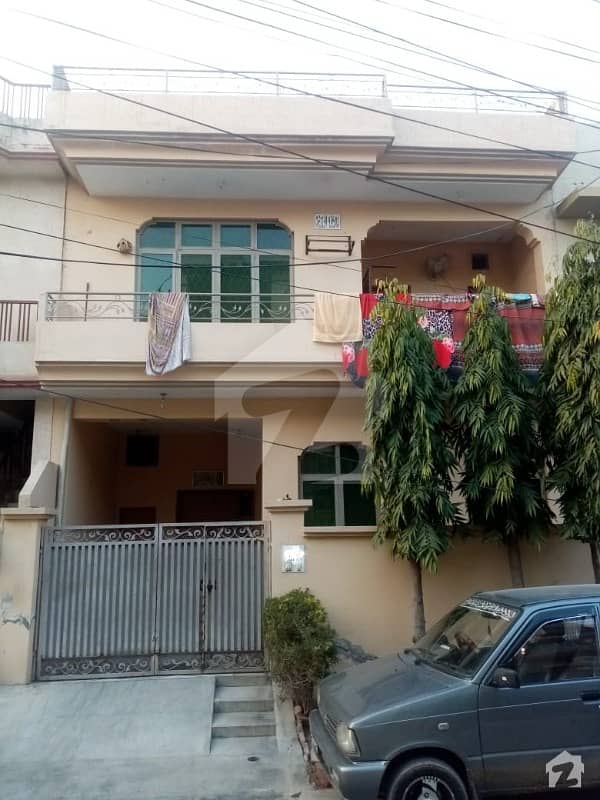 Beautiful Used Solid Best Location And Condition Double Unit Near Park Mosque Market House For Sale