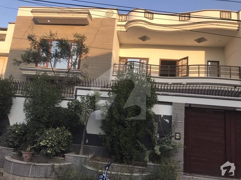 Dha Defence Phase 6, 300 Yards Bungalow Available For Rent
