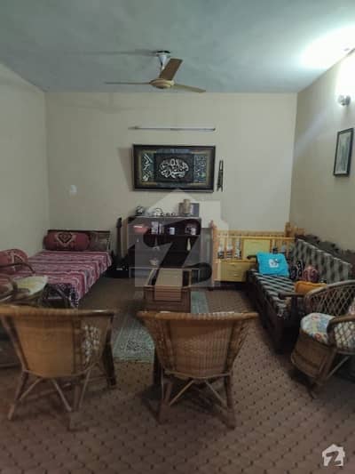 چورچوک راولپنڈی میں 7 کمروں کا 11 مرلہ مکان 2.5 کروڑ میں برائے فروخت۔