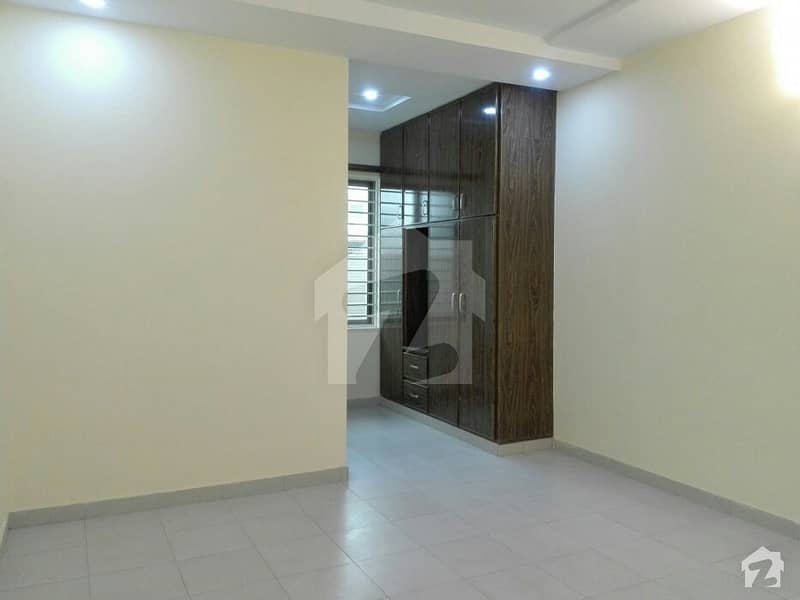Spacious 10 Marla Lower Portion Available For Rent In D-12