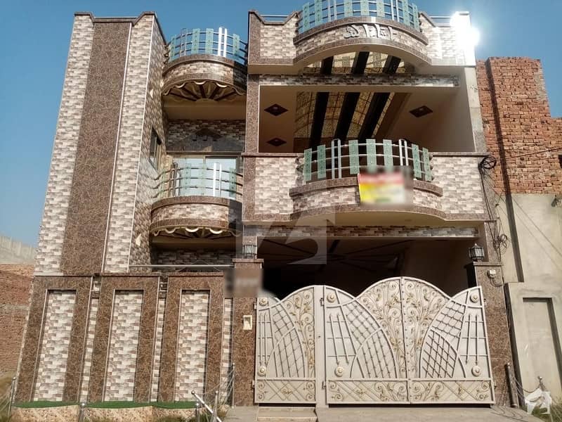 Ideally Located House For Sale In Khayaban-e-Manzoor Available
