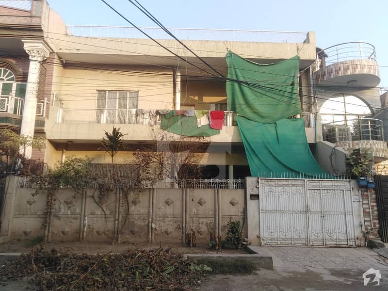Gulshan-e-Ravi House Sized 10 Marla